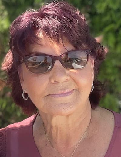 Darlyne Rosabelle (Mizinski) Warner