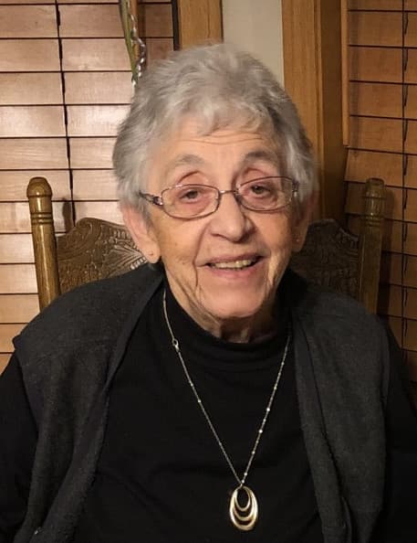 Jeanette Sibyl (Oleksiw) Garneau