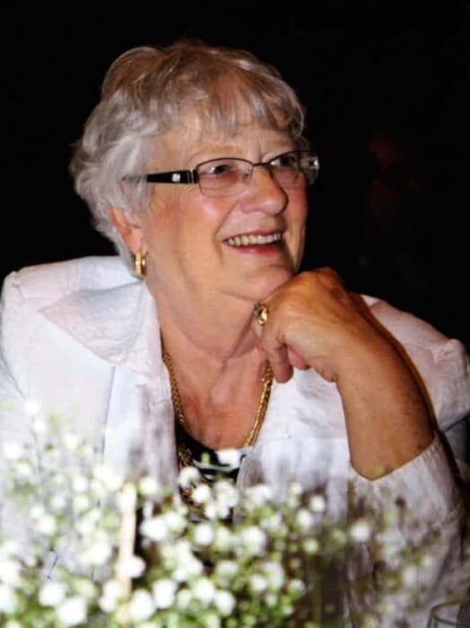 Kirsten Viola Carter