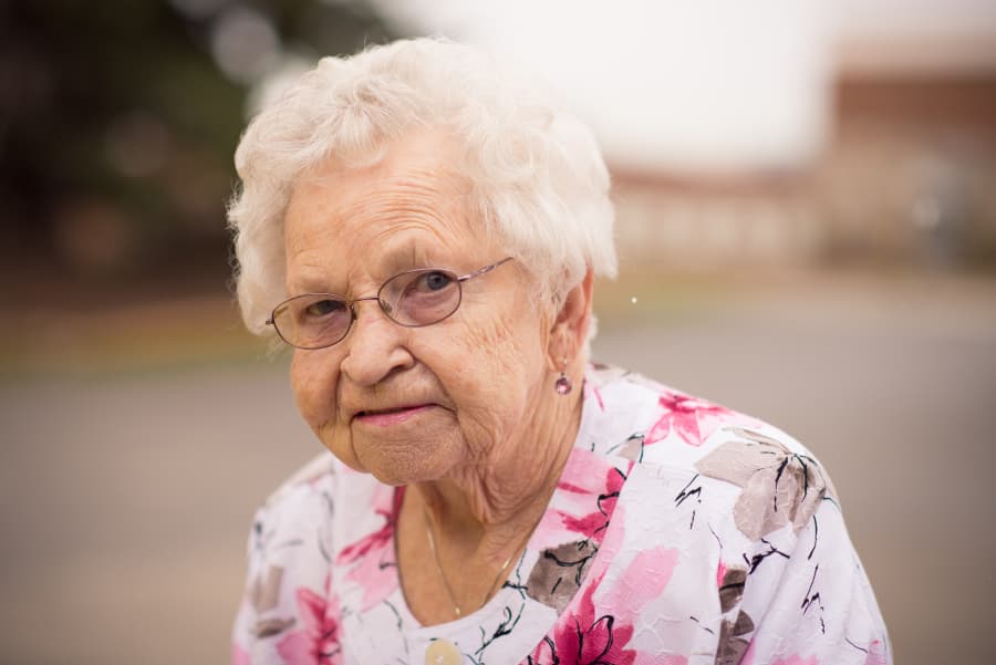 Jane Evelyn (Fossen) Larson