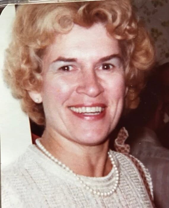 Margot Joan (Chapman) Moore