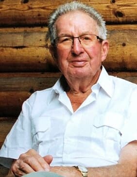 Portrait of Robert Kneteman