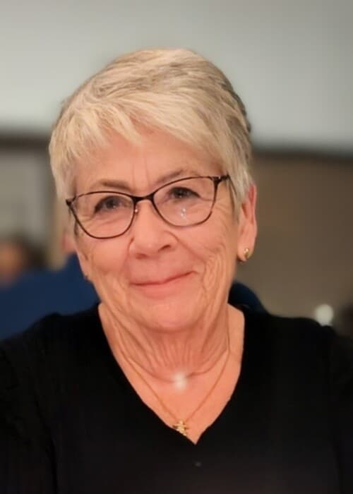 Sandra Ellen (Lee) Young